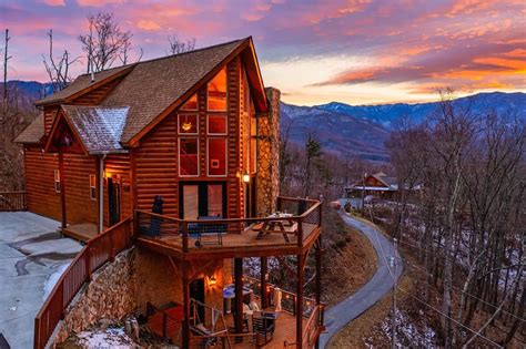 Fall in Love with the Peaceful Atmosphere of a Sunset Cabin Getaway
